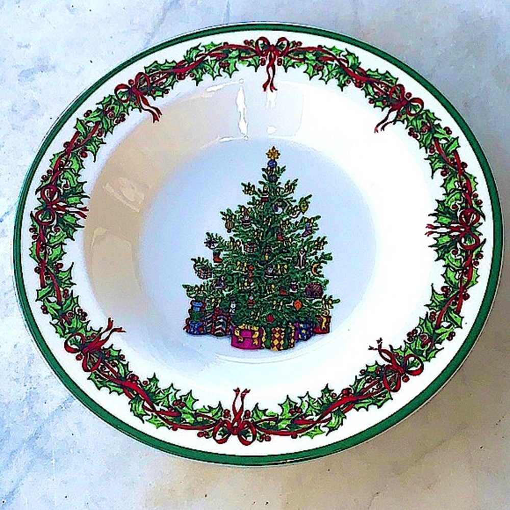 CHRISTOPHER RADKO “HOLIDAY CELEBRATIONS”  LARGE RIM SOUP BOWL